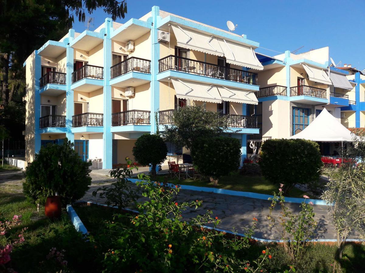 Votsala Apartments Mola Kalyva Exterior photo